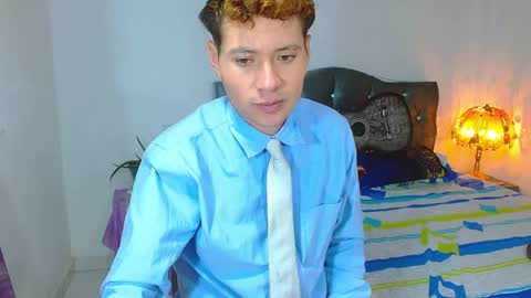 santi online show from April 9, 6:19 am