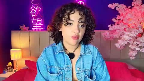 Sara online show from April 11, 7:45 am