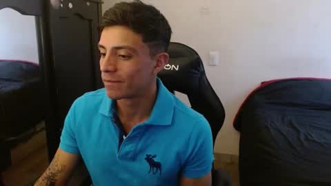 Snapshot of _schnnneider_ chatting on September 20, 8:45 pm SCHNEIDER online show from September 20, 8:45 pm