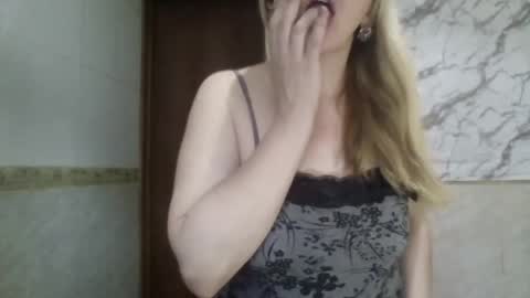  SexyXSveta  online show from June 11, 3:15 am