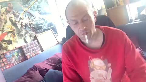 _svenerd_____ online show from May 6, 12:11 pm