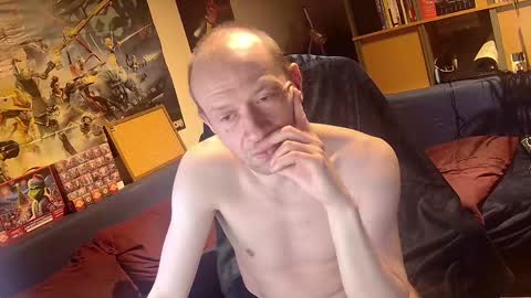 _svenerd_____ online show from April 28, 2:27 am