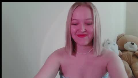 Snapshot of _sweet_smile_ chatting on October 7, 9:27 am _sweet_smile_ online show from October 7, 9:27 am
