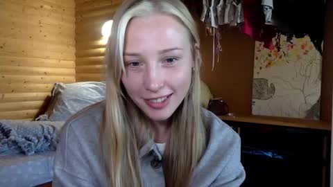 _sweetsky_ online show from March 13, 11:24 am