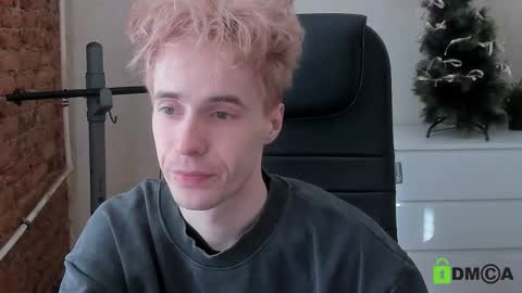 _tokyo_ghoul online show from March 21, 10:20 am