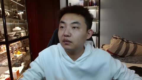 _tongge_ online show from December 4, 12:19 pm