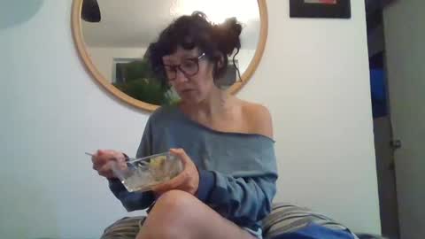 _tutti_frutti_ online show from June 8, 1:28 am