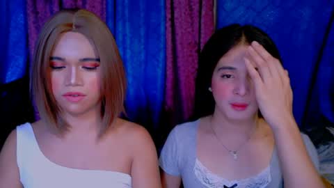 _xxlilly online show from May 3, 4:46 pm