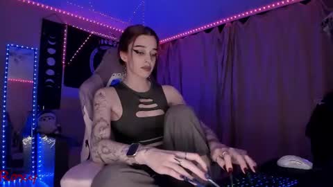 Roxy online show from June 9, 8:08 pm