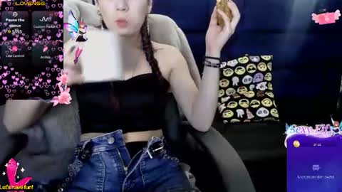 Yuyi online show from July 24, 12:13 pm