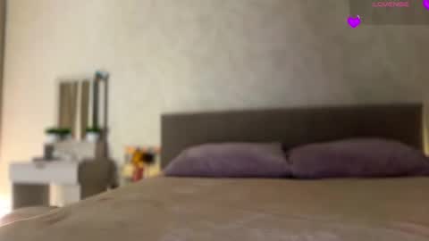        online show from April 14, 9:45 am