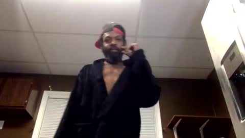 a_rizzy85 online show from May 22, 5:03 am