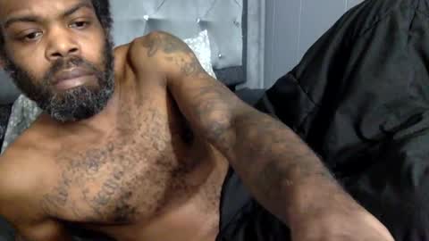 a_rizzy85 online show from May 29, 9:07 am