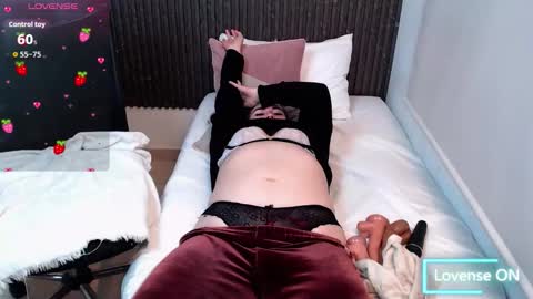 Abby Lee  online show from October 27, 6:41 pm