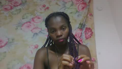 aadienne online show from April 8, 6:44 pm