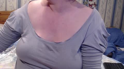 NINA online show from October 11, 7:57 am