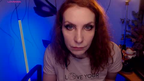 Katie online show from December 17, 1:56 am