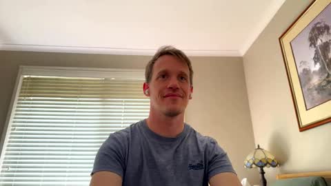 Kris online show from November 21, 4:43 am