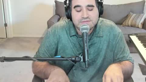 Aaron online show from June 4, 11:44 pm