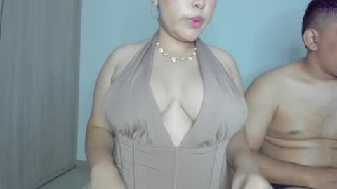 Aaron y Ann online show from December 1, 4:21 am