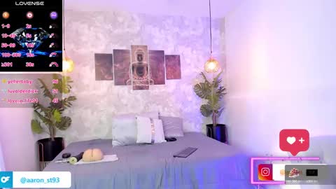 Aaron online show from February 27, 6:53 pm