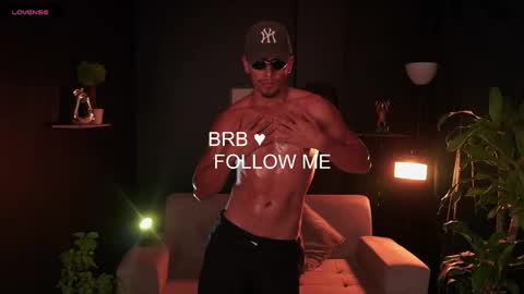 AARON  online show from February 12, 9:57 am