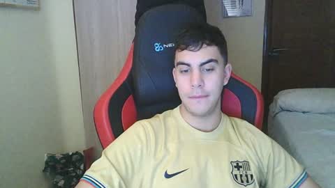 aaronlavine online show from December 28, 5:35 pm