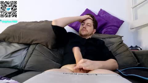 Aaron  online show from October 25, 5:30 am