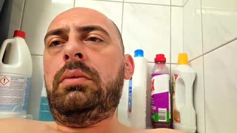 abas1986 online show from April 13, 9:35 am