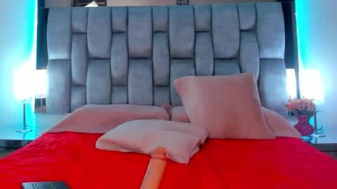 abby_blue01 online show from March 12, 2:09 am