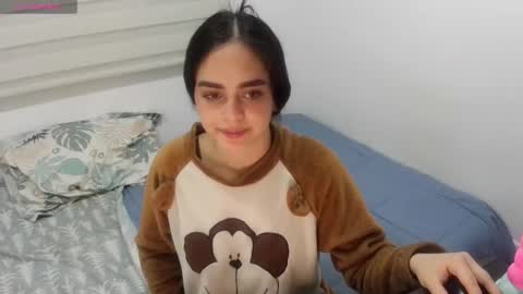 Snapshot of abby_jensen chatting on October 15, 3:54 am abby jense online show from October 15, 3:54 am