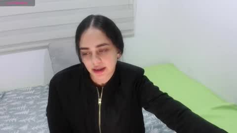 Snapshot of abby_jensen chatting on October 1, 3:27 am abby jense online show from October 1, 3:27 am