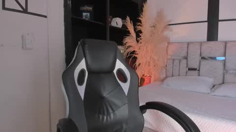 ABBY online show from January 7, 9:31 pm