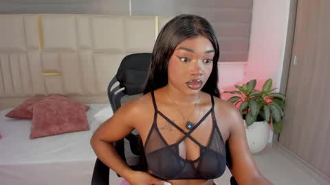 Abby Linx online show from April 8, 10:35 pm