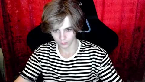 abbysal_blade online show from December 20, 8:17 am