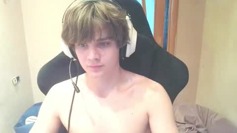 abbysal_blade online show from July 17, 6:26 am