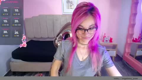 Snapshot of abril_ch_ chatting on October 15, 11:00 am abril_ch_ online show from October 15, 11:00 am