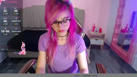 Snapshot of abril_ch_ chatting on October 18, 10:41 am abril_ch_ online show from October 18, 10:41 am