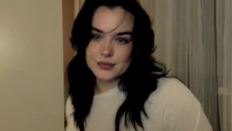 my inst   love inside 17 online show from October 20, 2:38 am