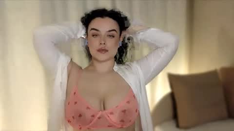 my inst   love inside 17 online show from January 11, 7:09 pm