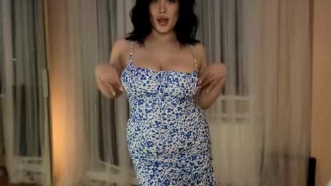 my inst   love inside 17 online show from October 9, 10:04 pm