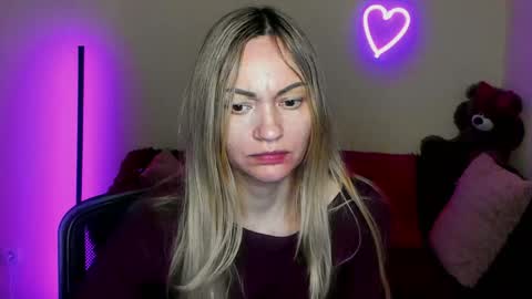 Adalina online show from April 5, 5:43 pm