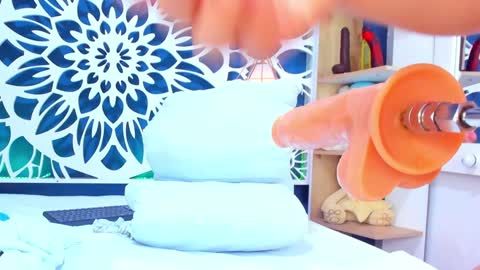 adaly_ online show from January 27, 8:07 pm