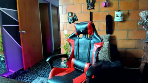 Adam Valencia online show from March 7, 3:49 pm