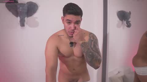 Adan Johns online show from September 15, 2:18 pm