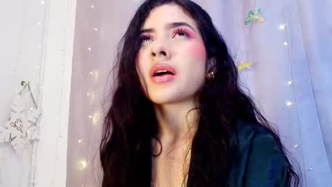  Adara Johnson  online show from December 18, 12:11 pm