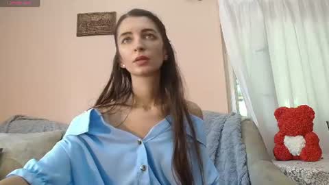 addicted_to_you1 online show from July 17, 11:01 am