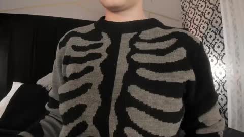 Ade  online show from December 20, 8:16 pm