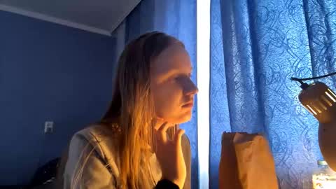 Emma online show from October 13, 11:01 am