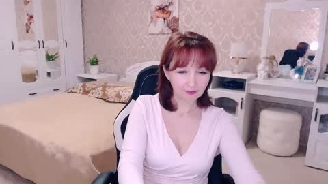 AdeleMoran online show from February 22, 6:52 pm